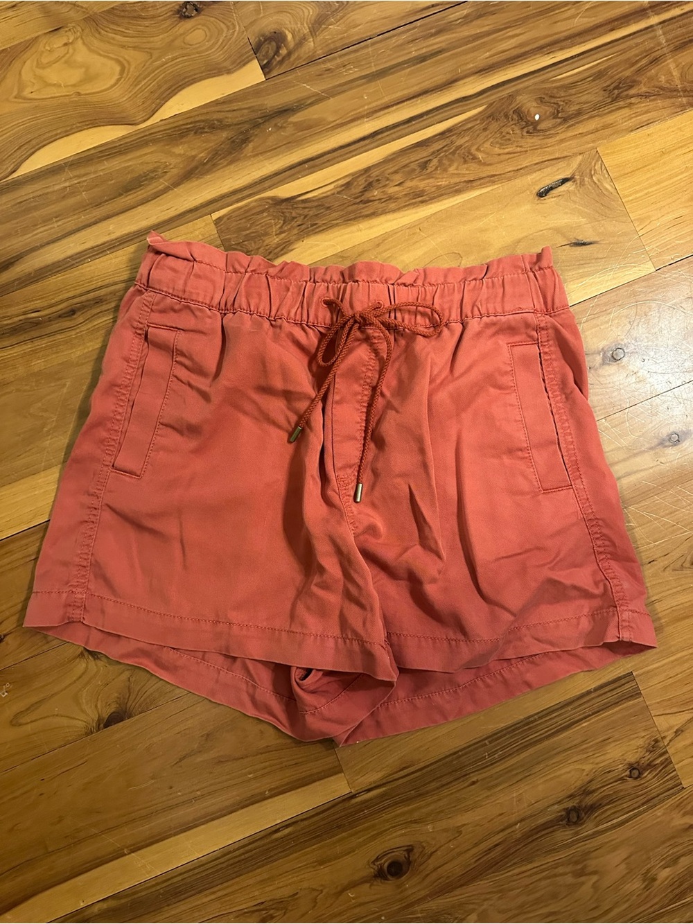 LOFT Women's Paperbag Drawstring Pull-On Shorts - Size Medium